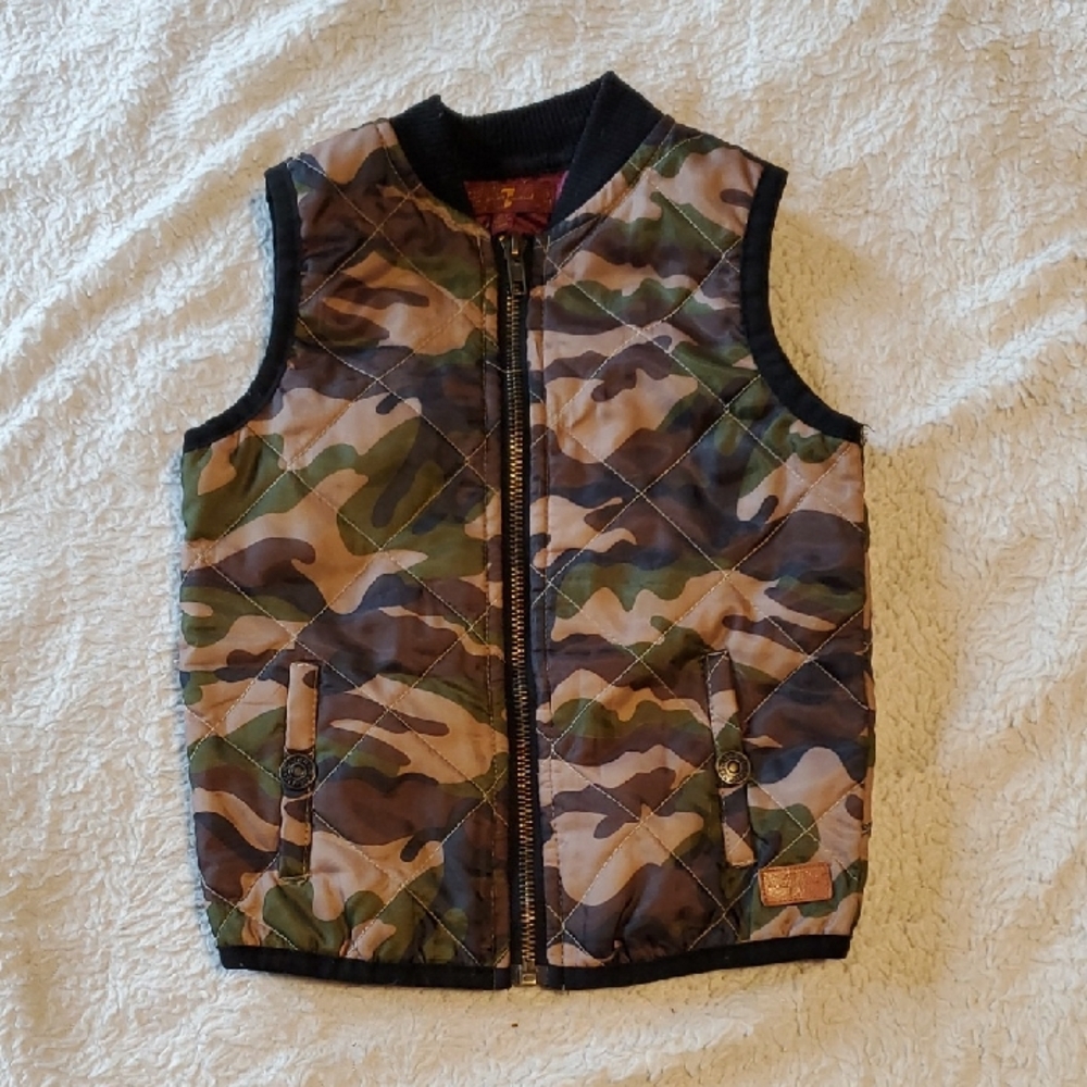 7 For All Mankind Camouflage Puffer Vest
